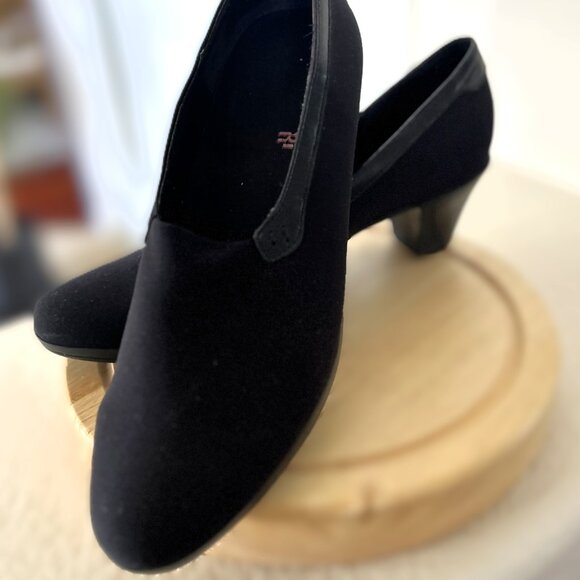 Munro Women's Shoes Black Comfort Heels- Size 10 Narrow - Picture 6 of 6